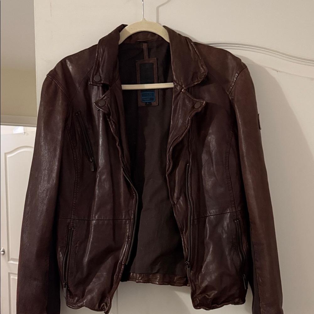 Woman’s Classic Brown Leather Jacket
